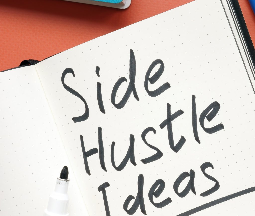 myDillali's tweet photo. “The side hustle”. A lot of people use this phrase to describe a side job, or means of making some extra money. 👀 Take a look at these 12 part-time businesses suitable to try as your next side hustle https://t.co/HbodnjJu4E
#smallbusiness #smeafrica #invoicemaker #invoicingapp https://t.co/50AVkaag5m