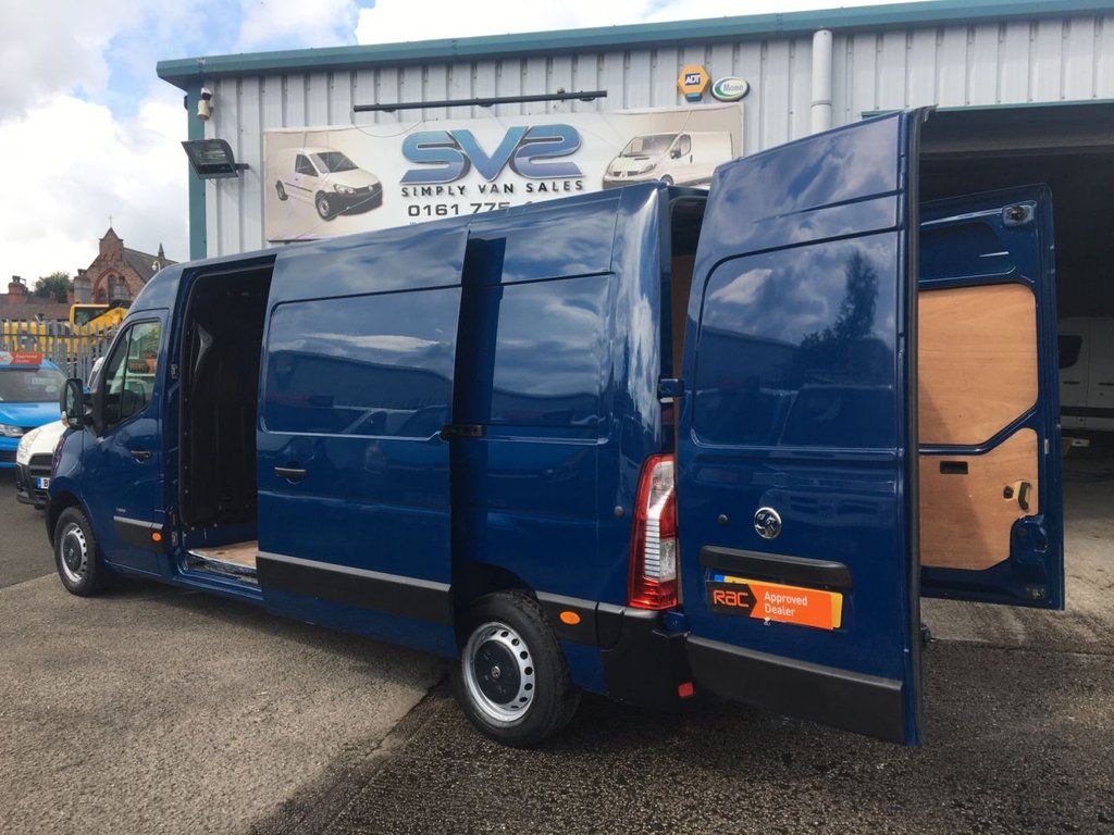 SimplyVanSales's tweet photo. Trade Focus!! Calling all camper conversions, curriers, delivery drivers, removal companies VAUXHALL MOVANO L3 H2 6SPD 130BHP LWB HIGH ROOF EURO 6 *AIR CON* 85K FSH https://t.co/CQcCaeMdH5 #manchester #vansales #vauxhall #camperconversions #curriers #deliveryguy #removals https://t.co/dD5IiElW6I