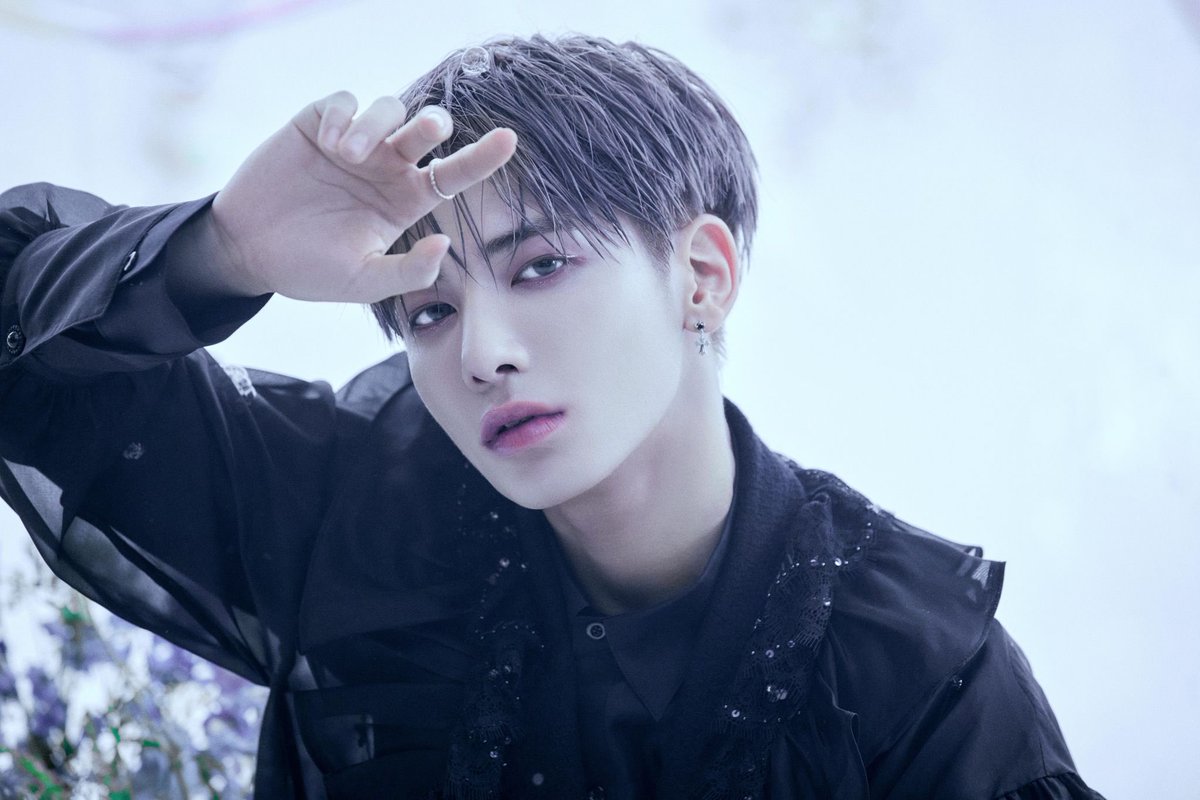 Beomgyu and yeonjun. Txt zero. Группа txt тэхён. Кан тэхен и чхве бомгю. Beomgyu and yeonjun.