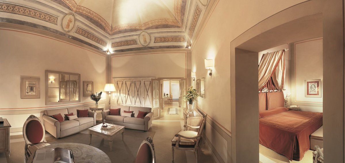 The Portrait of Elegance: just a few words are needed to describe the Grand Duke's Suite, but emotions that our most prestigious room will offer you are numerous. The large spaces guarantee the #luxury of spending relaxing moments in a splendid environment at <a href="/Bagnidipisa/">Bagni di Pisa</a>.
