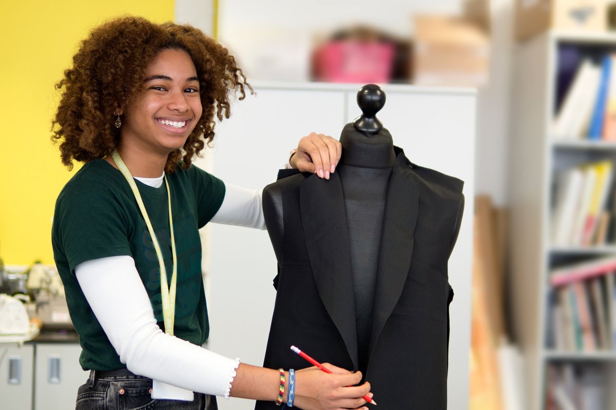 MRCsixthform's tweet photo. Explore your Sixth Form Options at Midhurst Rother College by joining us on Thursday 30 September from 6.30pm to 8.30pm.  
https://t.co/esXejni4bu

#SixthForm #FurtherEducation #ALevelMusic #ALevelTextile #ALevelMusic #ALevelProductDesign #AmongstOthers https://t.co/2Orys4l0zO