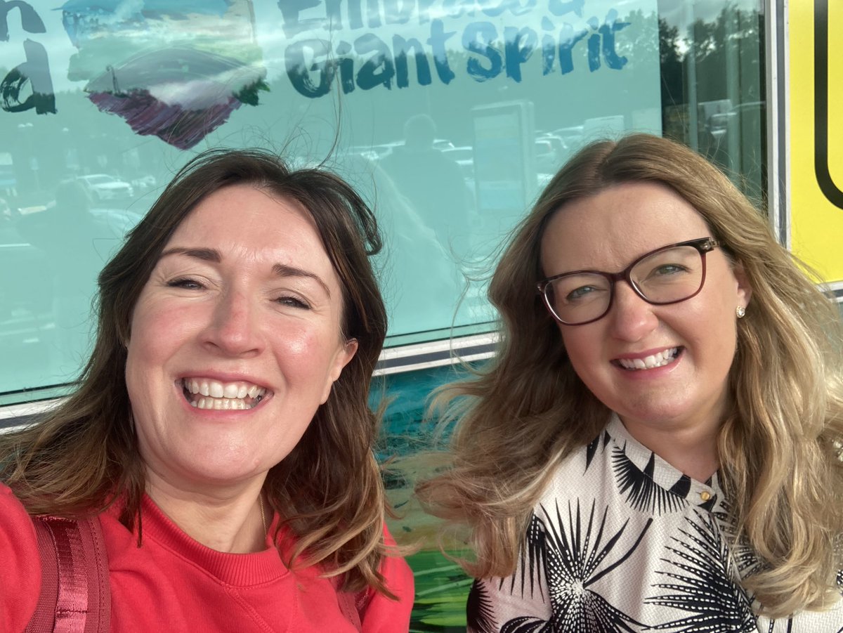Jen_Neffer's tweet photo. Good to be back in Derry with a clear head this morning after a great trip to London with @SonyaLeitch @C_TRIC and all the other amazing NI companies at the #nibizlondon @Its_Elemental https://t.co/iYSDeEnkiq