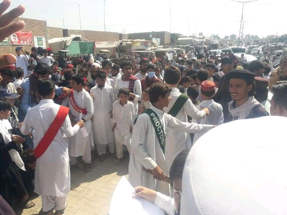 School students protests in #MirAli, N. #Waziristan against kill!ng of 5th grade kid by Pakistan Army last week. Also a student was reportedly arrested students demand release of him as well. #GenocidalPakistan