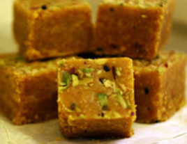 PRS_English's tweet image. One of our lovely Y7 Forms is reading 'I am Malala' and came across this beautiful description of Eid. A big thanks to one of the mothers of @PrincesRisbSch who then kindly made some ‘rose and pistachio sweets’ for everyone to try! @Malala #PRSreads #ReadingIsMagic