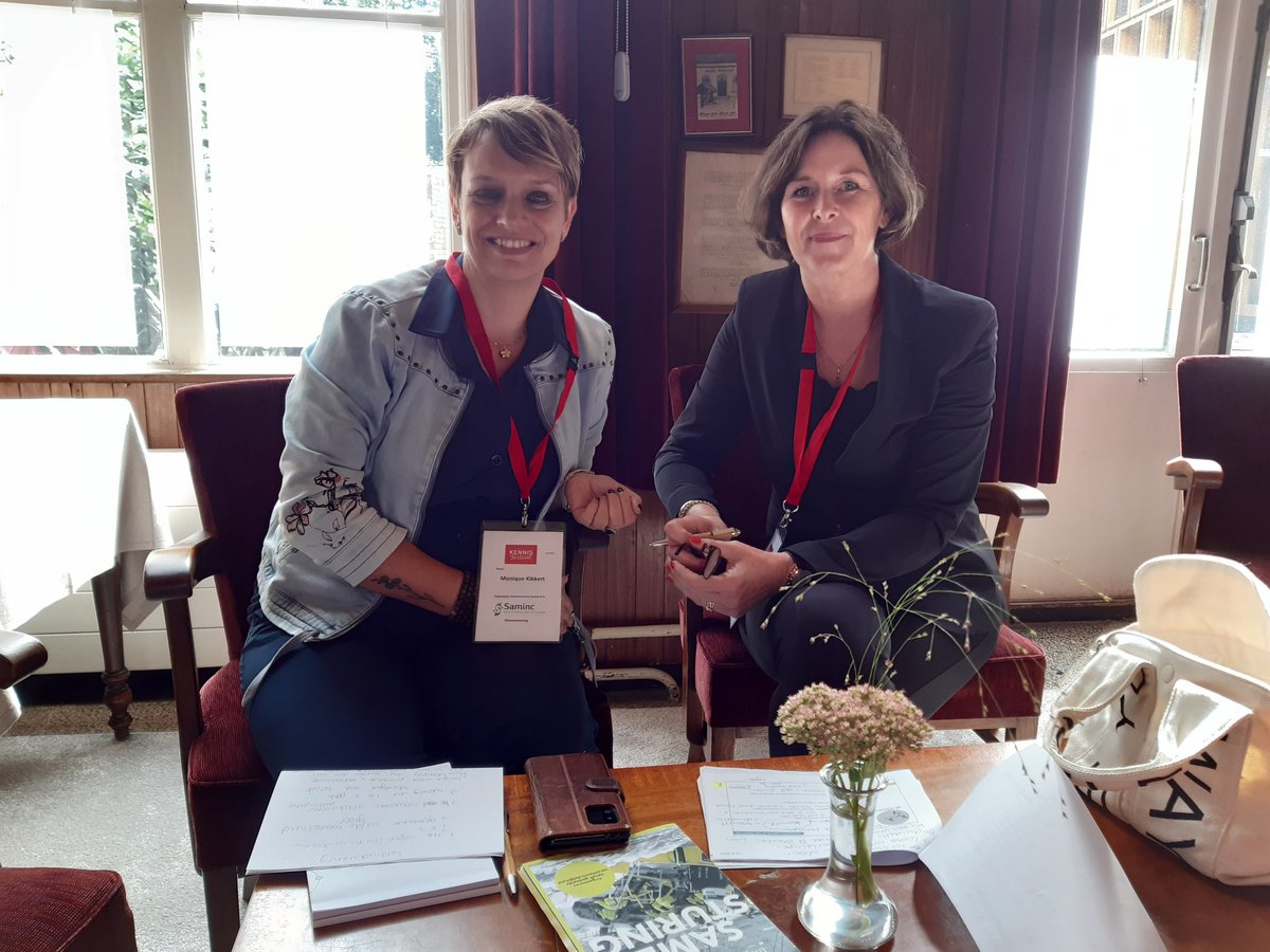 Samensturingsacademie tweet media