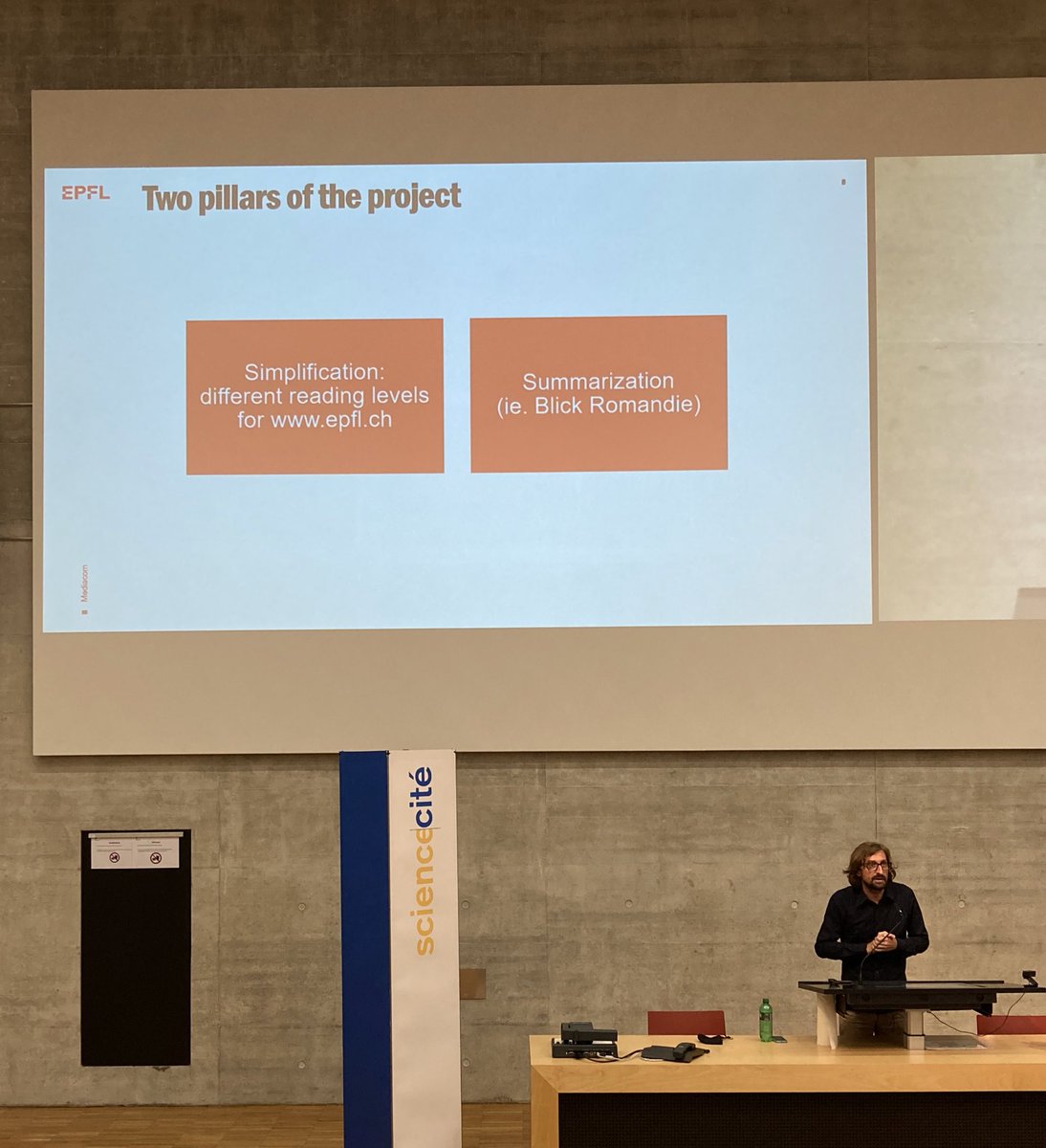 smartlivinglab's tweet image. #ScienceComm21 | How to communicate science to the public? Explain better and more... or find new models such as #simplification and summarization! @MirkoBischBerg @EPFL #scicomm