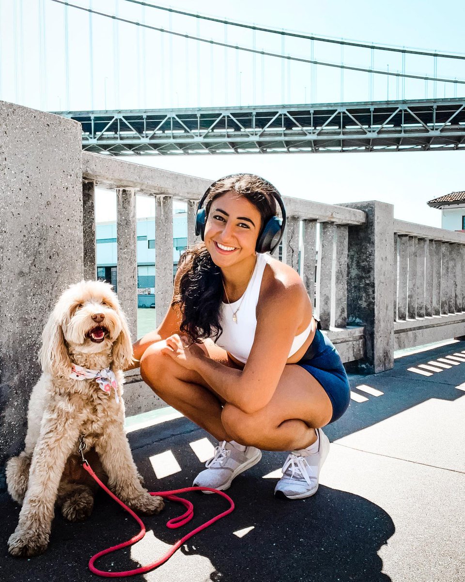 Fange stilvoll die Sonne (oder den Schatten). bose.life/3l3EVV0 #BoseHeadphones

📸  sheslaysherday auf Instagram