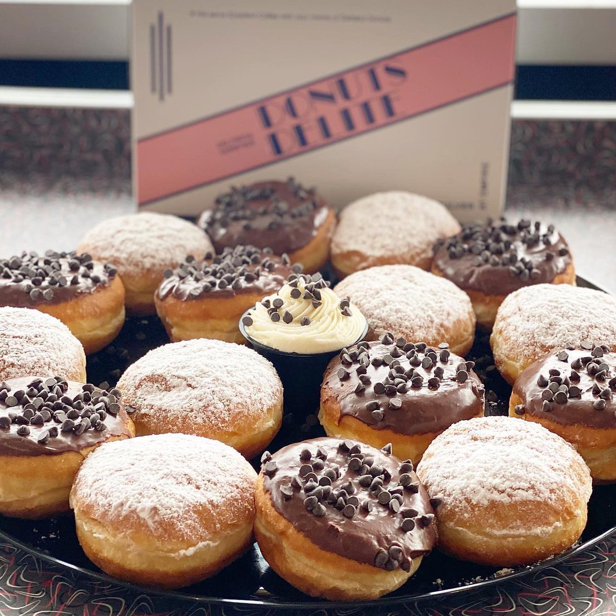 Start your Thursday off right. Get a donut!🍩🍩