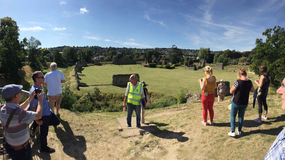 Berkhamsted Castle tweet media