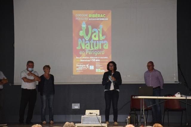 RiberacDe's tweet photo. 🟡🟢 @cddordogne #valnatura: c’est parti !
47 départements de France représentés à @RiberacDe  pour le lancement du 9eme Val Natura !
rendez-vous samedi soir pour la fin de l’épreuve ! https://t.co/f55lj5rbV2