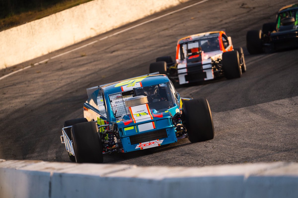 Tom Morris tweet media