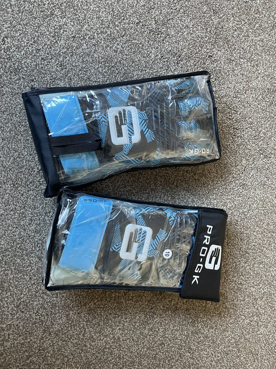 DJJP_UK's tweet photo. @PROGK Another amazing delivery of gloves 🧤 Top quality as always, highly recommend 👌🏻👌🏻👌🏻 https://t.co/I44KLP8sfg