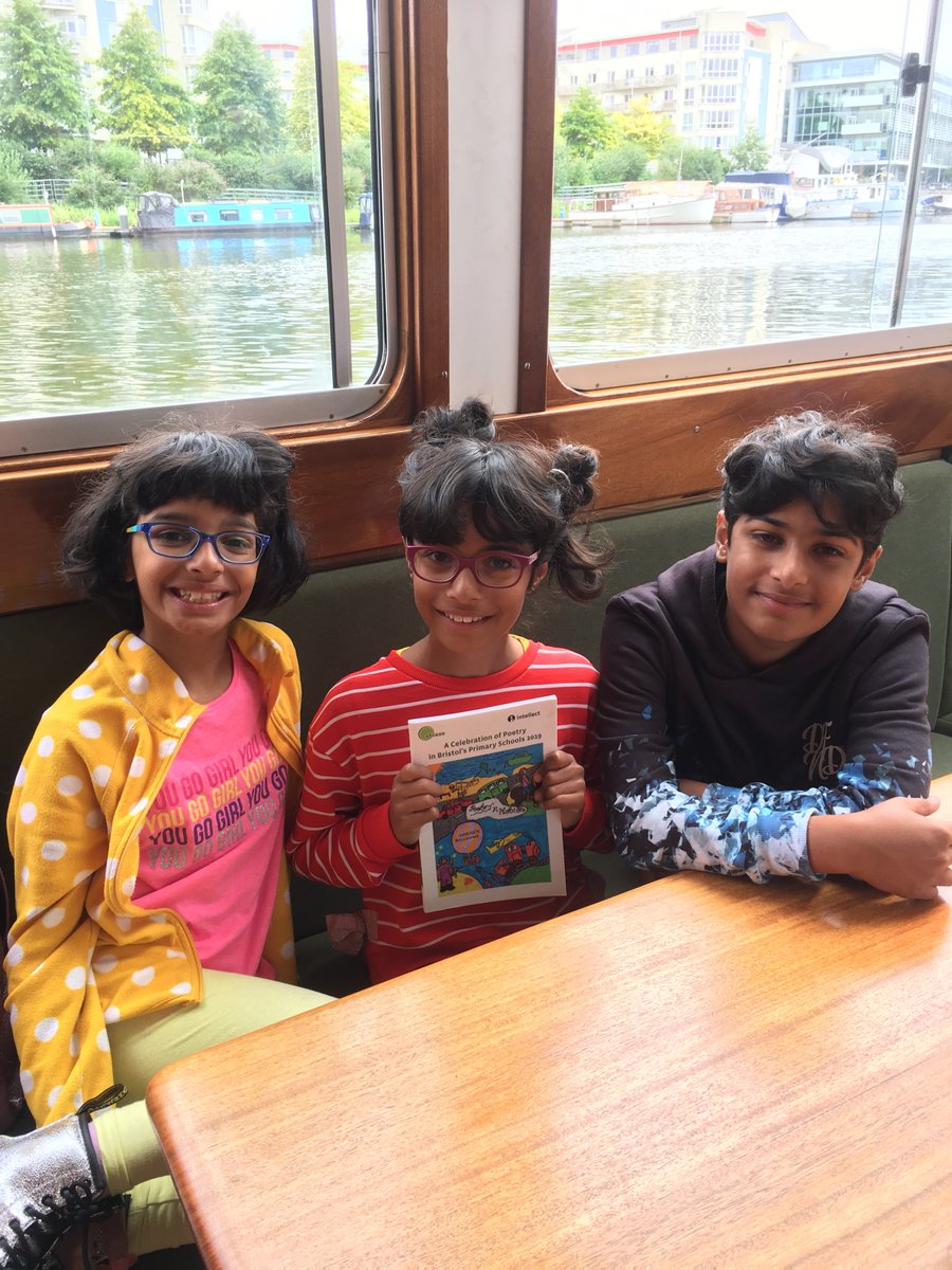 AblazeBristol's tweet image. Our 2018/19 #PoetryCompetition winner Ruby finally got to use her prize! Ruby and her family enjoyed a #Bristol boat trip thanks to @BristolWater and @bristolpacket