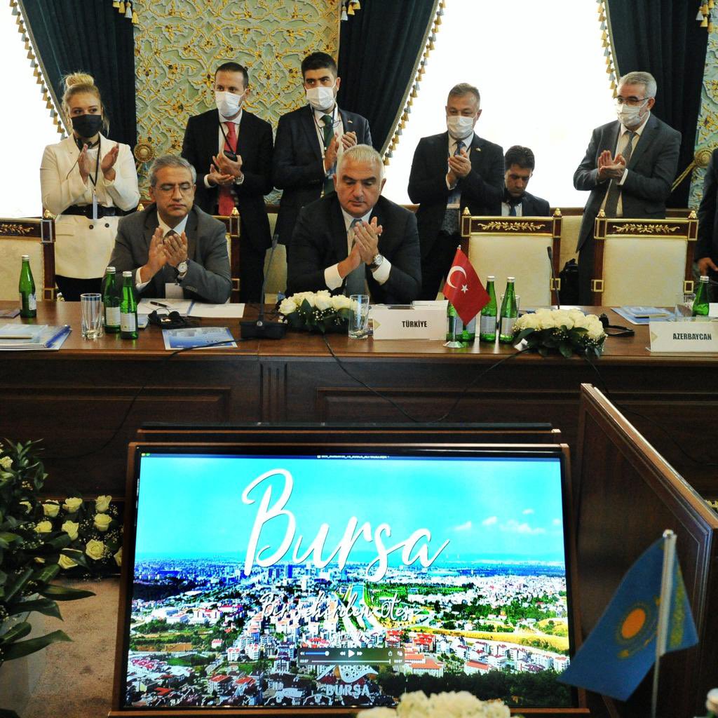 Mehmet Nuri Ersoy (@mehmetnuriersoy) on Twitter photo 2022 yılında Türk Dünyası Kültür Başkenti olması için önerdiğimiz Bursamız, TÜRKSOY Kültür Bakanları Daimî Konseyi 38. Dönem Toplantısı'nda oy birliği ile "Kültür Başkenti" seçildi.
Ülkemiz ve Bursa için hayırlı olsun.
<a href="/Alinuraktas70/">Alinur AKTAŞ</a> 2022 yılında Türk Dünyası Kültür Başkenti olması için önerdiğimiz Bursamız, TÜRKSOY Kültür Bakanları Daimî Konseyi 38. Dönem Toplantısı'nda oy birliği ile "Kültür Başkenti" seçildi.
Ülkemiz ve Bursa için hayırlı olsun.
<a href="/Alinuraktas70/">Alinur AKTAŞ</a>
