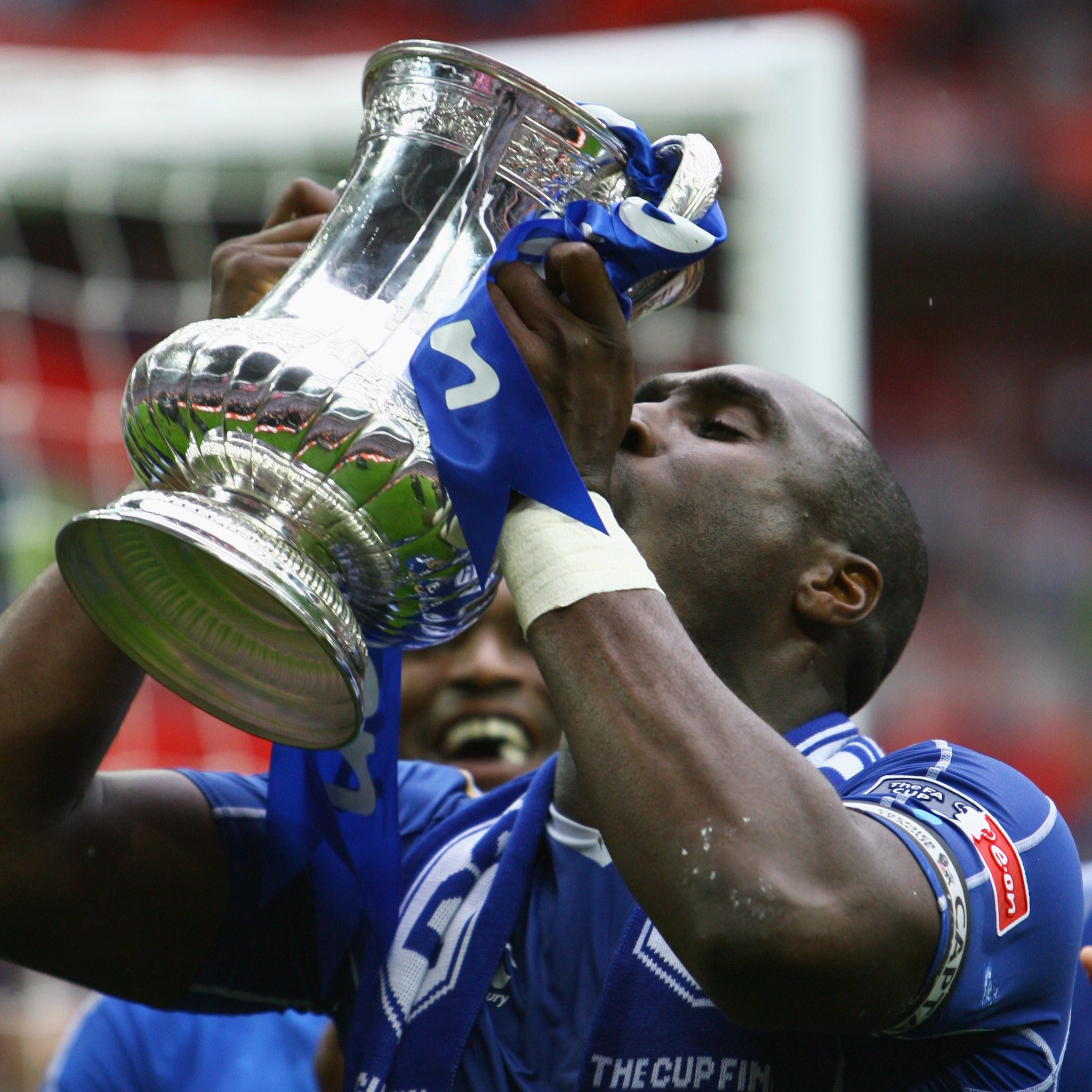 An winner with & Happy birthday, Sol Campbell 