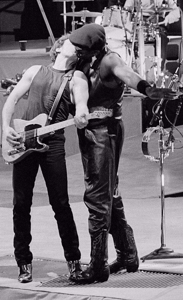 KevinTPorter's tweet photo. Happy Bi Visibility Day AND Bruce Springsteen’s birthday https://t.co/TY45FZUlEK