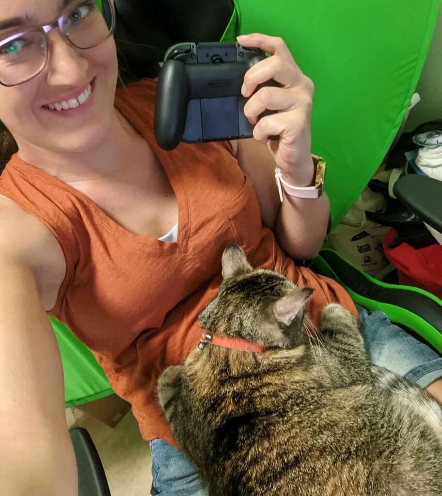 leahroseFTW's tweet photo. How the hell am I supposed to follow up on a post that got a thousand likes. ONE THOUSAND. that's never happened. Holy shitsnacks.
So here's a picture of my cute small fluffy baby while I played #breathofthewild
.
.
.
.
.
#mikomew #adoptdontshop #esa … https://t.co/K6fQLrLnTw https://t.co/TfDhB6gaOP
