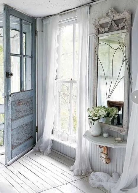 azuor_ortiz's tweet photo. “ Time and memory are true artists; they reshape reality closer to the desire of the heart”
~John Dewey
#Vitange #decoration https://t.co/oM89jnVACi