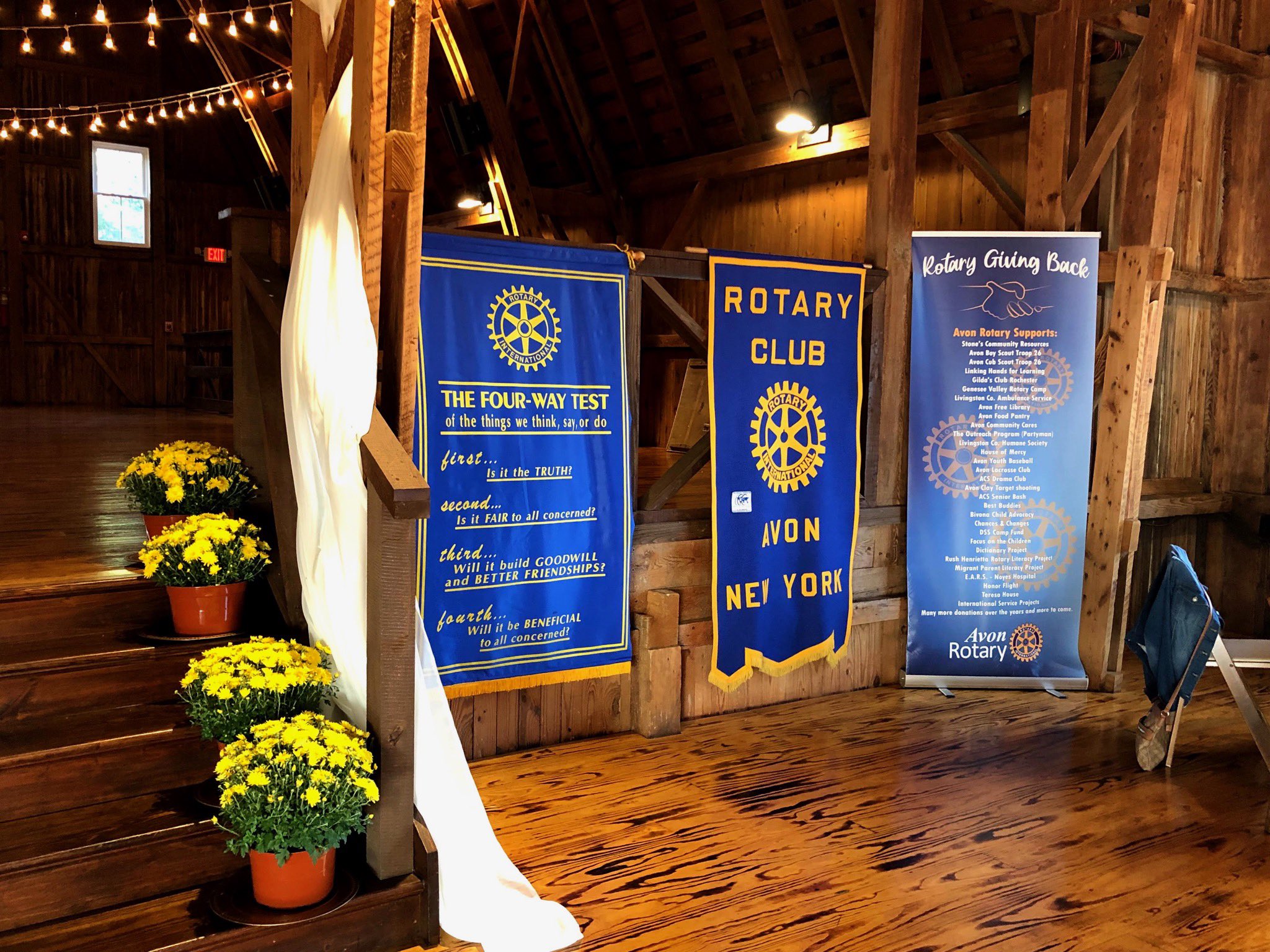 Oak Knolls Manor It S Thursday Last Weekend Oak Knolls Manor Had The Honor Of Hosting The Avon Rotary S 21 Rally In The Valley And Social Shindig It Is Important To