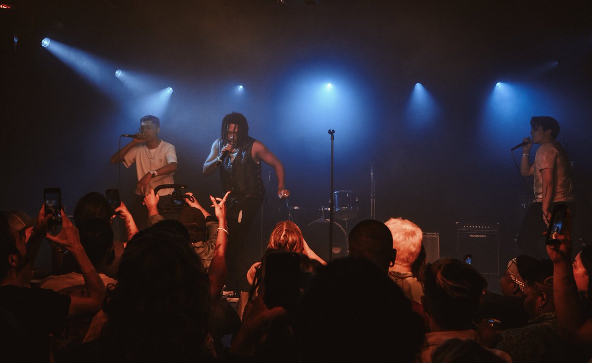 we are playing at Cole's on 10/2. have played 2 sold out shows back to back... can u help us make it 3? tix: colesbarchicago.com/new-products/w…