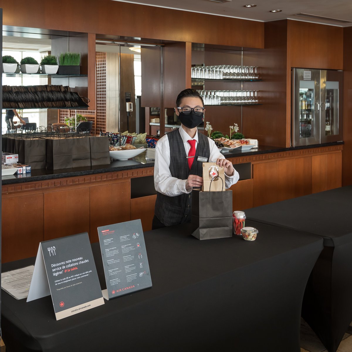 Air Canada tweet media
