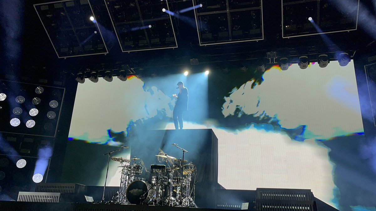 z_beanerr's tweet photo. anyways i wanted to share these photos i took from @nfrealmusic first concert in 12 years! i’m v proud of them :) https://t.co/sKs6VYvBhh