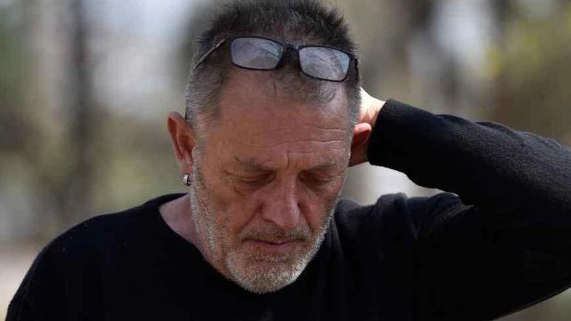 ElDoce's tweet photo. El padre de Solange, indignado con Daniel Gollán: “Si se piensan que todo se soluciona con plata se pueden ir a la puta que los parió” >> https://t.co/2OiEwL9fFf https://t.co/k4QFRUZzAj