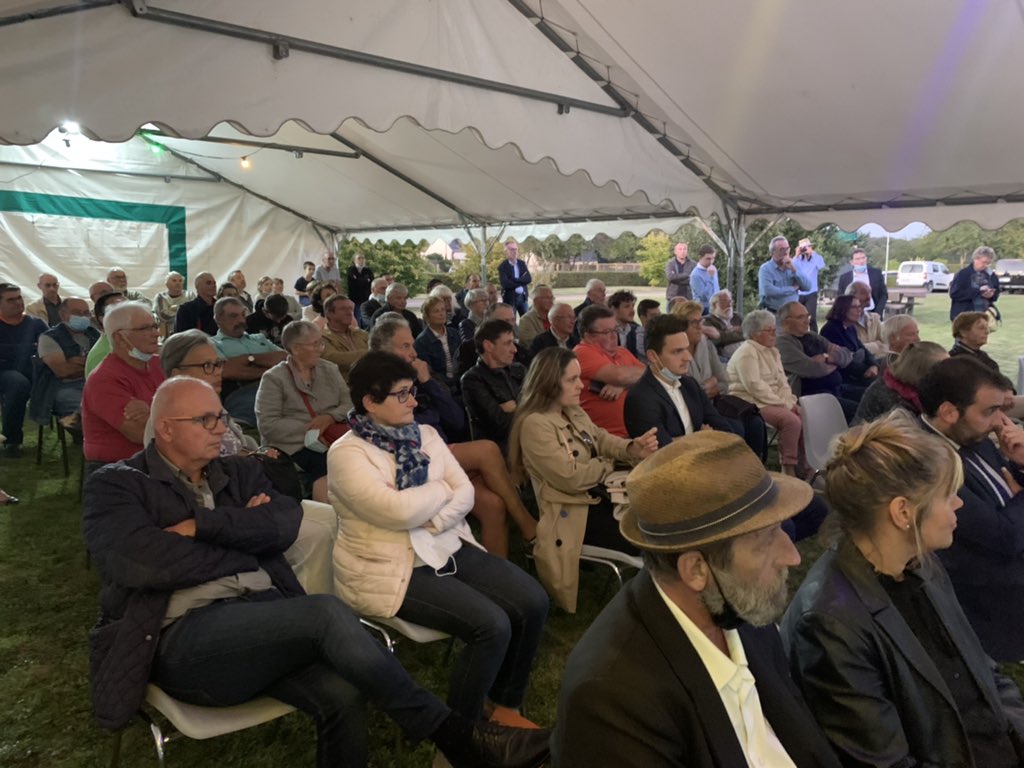 jeanlassalle's tweet image. Merci aux Euréliens qui sont venus en nb, à Montharville, pour écouter la présentation de mon projet, de notre projet pour la France préparé par nos sympathisants et adhérents. A l’écoute de nos concitoyens, de la France des territoires. #jeanlassalle2022 @ResistonsFrance