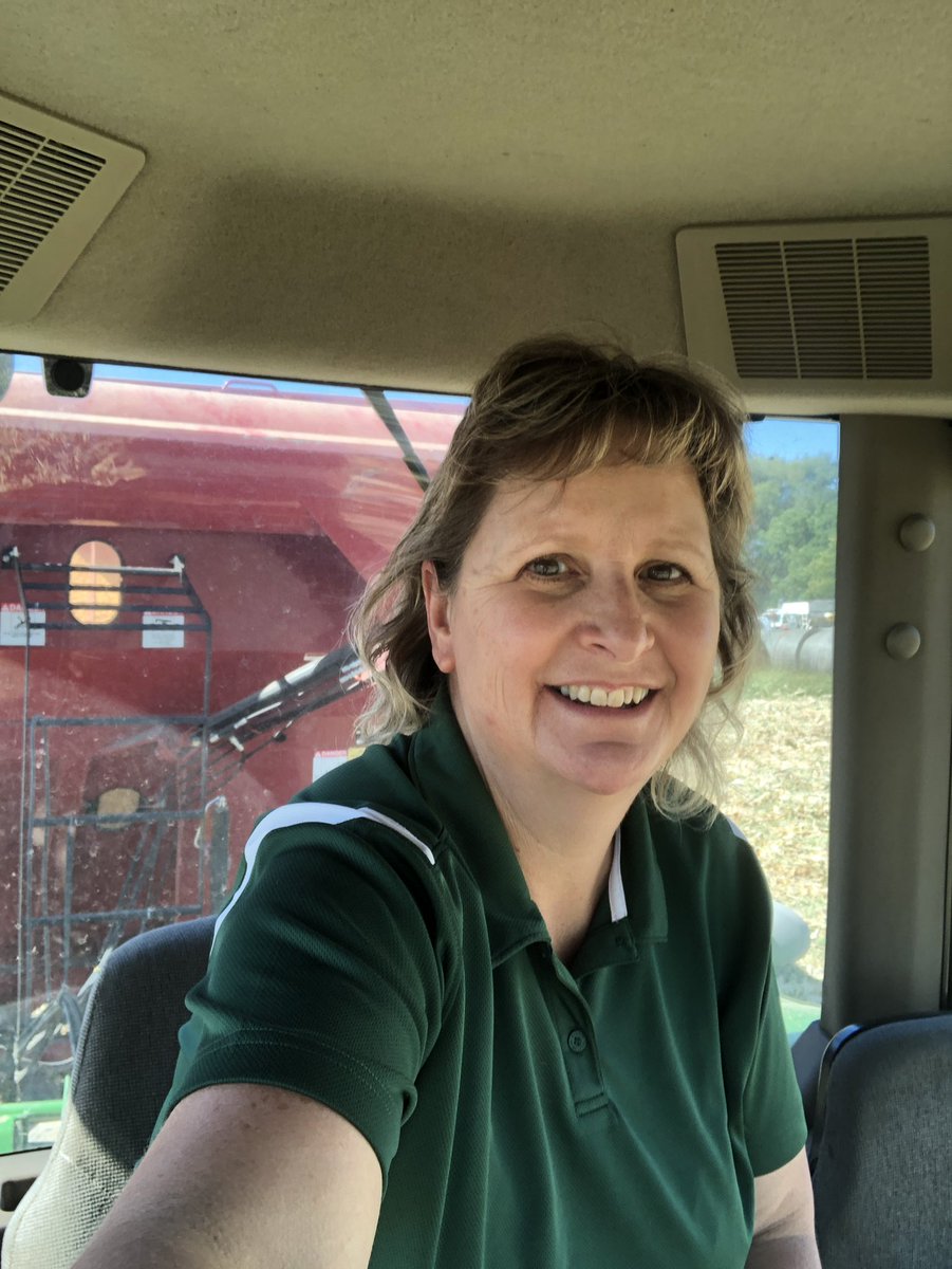 nebraska_anne's tweet photo. What an honor and privilege to speak today at #UNFSS2021 on behalf of @USFRA  #FoodSystems start with farmers and ranchers on the farm. https://t.co/WsBfDBjL49