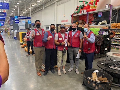 Abdullah_0521's tweet image. Lowes of Tustin #2605, Great visit from Divisional HR, Regional HR, &amp;amp; the district team. Celebrating the Wins &amp;amp; recognizing top performance associates in driving credit, LPP, Service &amp;amp; Sales.
#specialtyspotlight 
@specialtylowes 
@LowesCareers 
#tustin2605 
#LPP 
#lowes4pros
