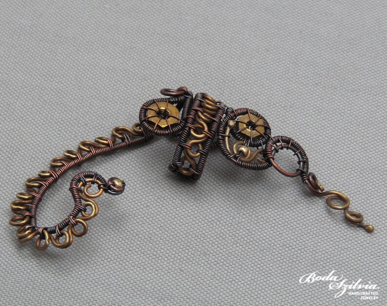 bodaszilvia's tweet photo. And one more: my last new piece of #jewelry, a #steampunk #earwrap for this week — tomorrow I'll have a new mini painting! 😊

#etsy #etsyshop #jewellery #jewelrydesigner #wirewrapped #wirewrap #handmadejewellery #handmadejewelry #handmade #etsyhandmade

https://t.co/dkhEFxVTBO https://t.co/8sHKMRg3x7
