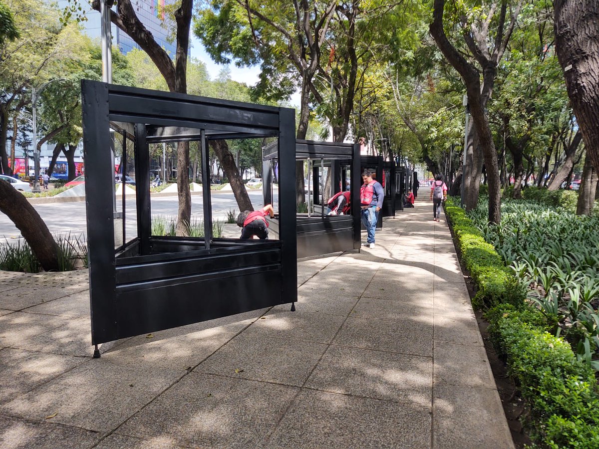 IrishEmbMexico's tweet photo. ¡Ya nos estamos preparando para #IrelandInFrame, no te pierdas esta gran exposición de fotografía urbana irlandesa! Estará disponible del 25 de septiembre al 10 de octubre.📸🏙️
Si andas cerca de Reforma 222 este sábado a las 12 pm, date una vuelta para ver la inauguración 📸🏙️ https://t.co/M0jxkSBFmZ