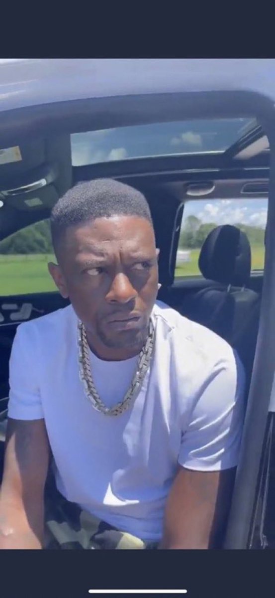 TheeMarcDupree's tweet photo. When u roll up to the cook out and @LilNasX is blasting. #DollaSignSlime https://t.co/UQkynxHEKj