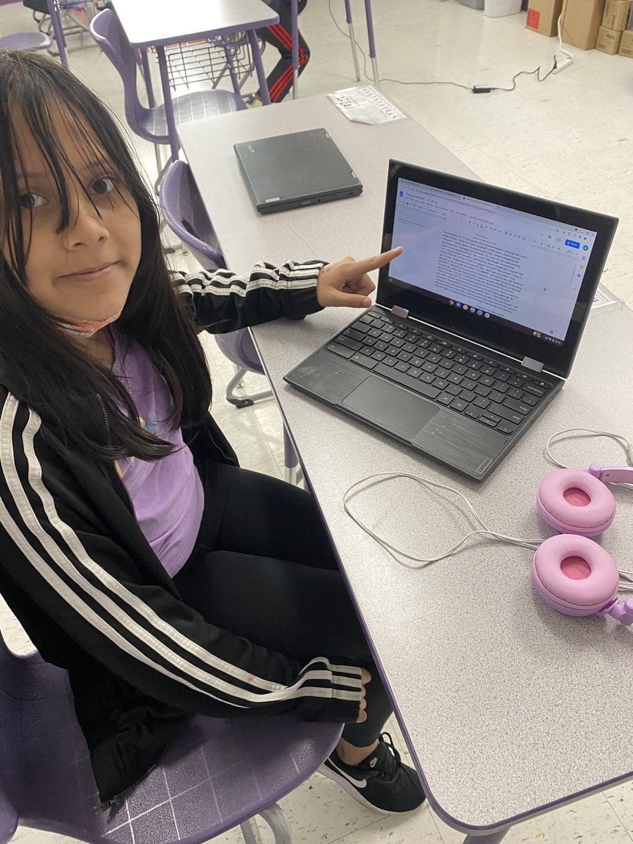 Mrsknadeau's tweet photo. She’s asking me to read her 1st chapter @WRMSWolves @ReynSchools #writingfluency https://t.co/78bHoOAGdc