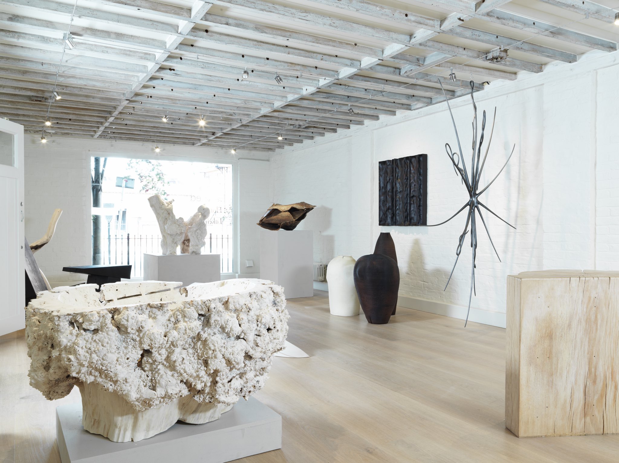 Eleanor Lakelin on Twitter: "Signature in Wood has opened at @MyerscoughArt  &amp; features Homage Bowl alongside works in wood by Nic Webb, Gareth  Neal, Julian Watts, Michael Peterson, Ernst Gamperl, Christopher Kurtz,