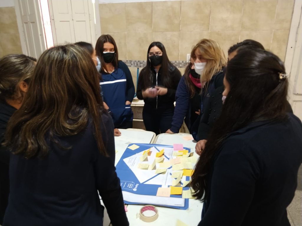 FeelingMetodo's tweet image. Las guías de #Feeling se trabajan  en las escuelas de Tucumán - Argentina. Excelente trabajo de @LabTucuman  y @JoseFarhatok