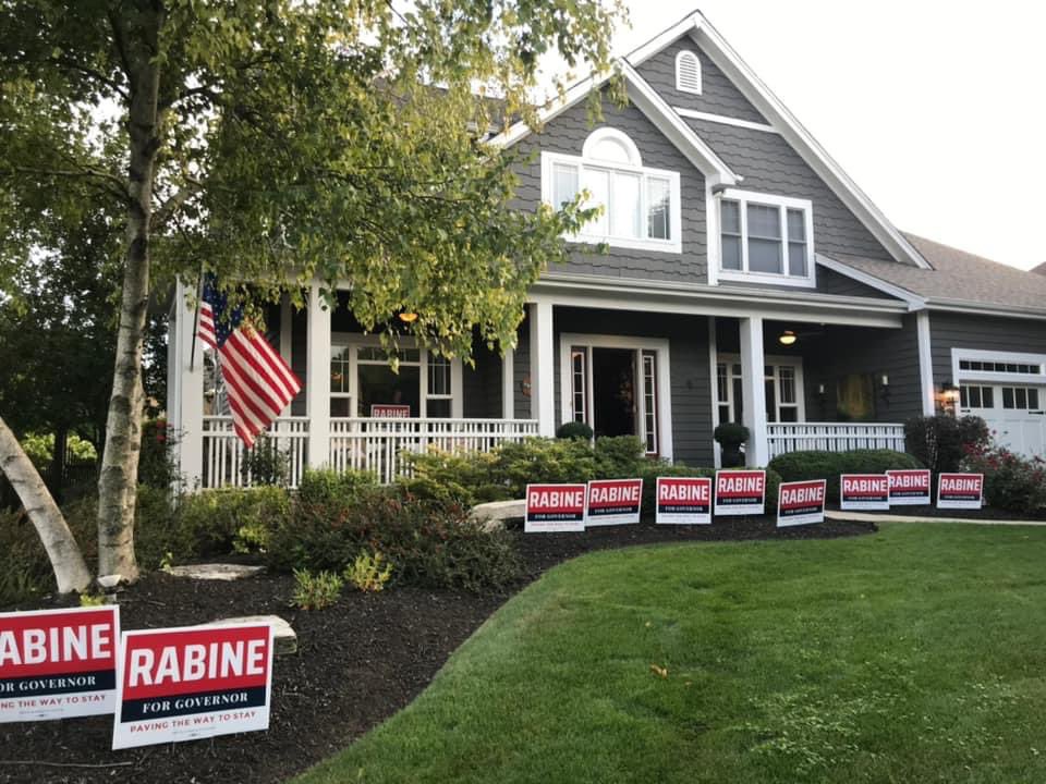 GaryRabine's tweet photo. Anyone want to take a guess who theyโre voting for? ๐บ๐ธ #RabineForGovernor
#Rabine2022 #PavingTheWayToStay https://t.co/WfdfHjSMHK