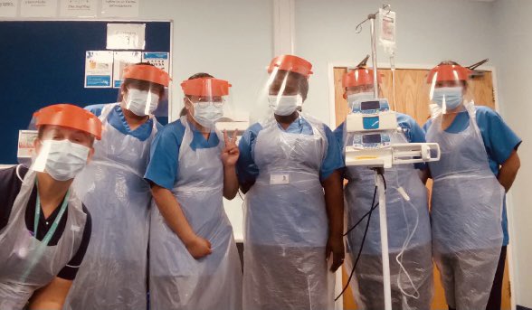 ClinicalSkill's tweet photo. Fantastic IV Therapy Workshop today facilitated by CST member Jill💉Welcoming colleagues from @Ward_5_SEAC_FGH PPU and AMU FGH. Well done to all 😃@lynn_dack https://t.co/4DzscEhfzZ