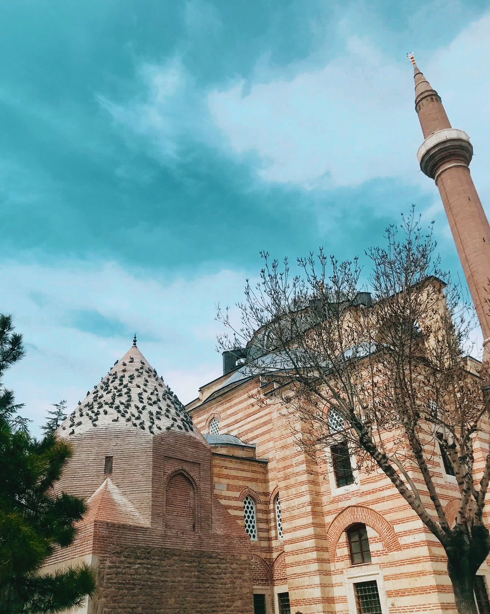 Beni bir ses sahibi kıl. 
İ. Özel