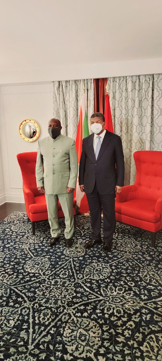 AShingiro's tweet photo. The President of #Burundi, H.E Evariste Ndayishimiye @GeneralNeva has met &amp; held bilateral talks with the President of #Angola H.E João M.G. Lourenço on the topics of common interest. The two met in #NewYork where they are both attending the @UN General Assembly ordinary session https://t.co/un3rxzeh31