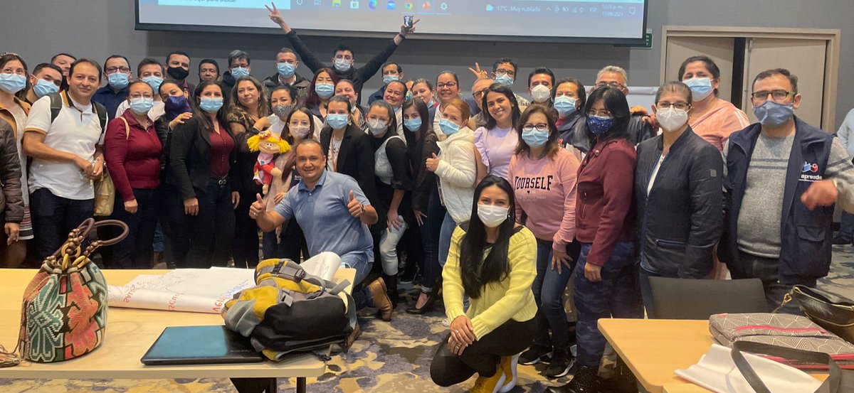 SecEducaCundi's tweet photo. #NoticiasSEC 👩‍🏫||  Nuestros docentes tutores del @PTA_Colombia  recibieron capacitación para apoyar los proceso pedagógicos en las  IED 👏https://t.co/TRTOrTBbK6 a través de @CundinamarcaGob https://t.co/GsRsjyNWd2