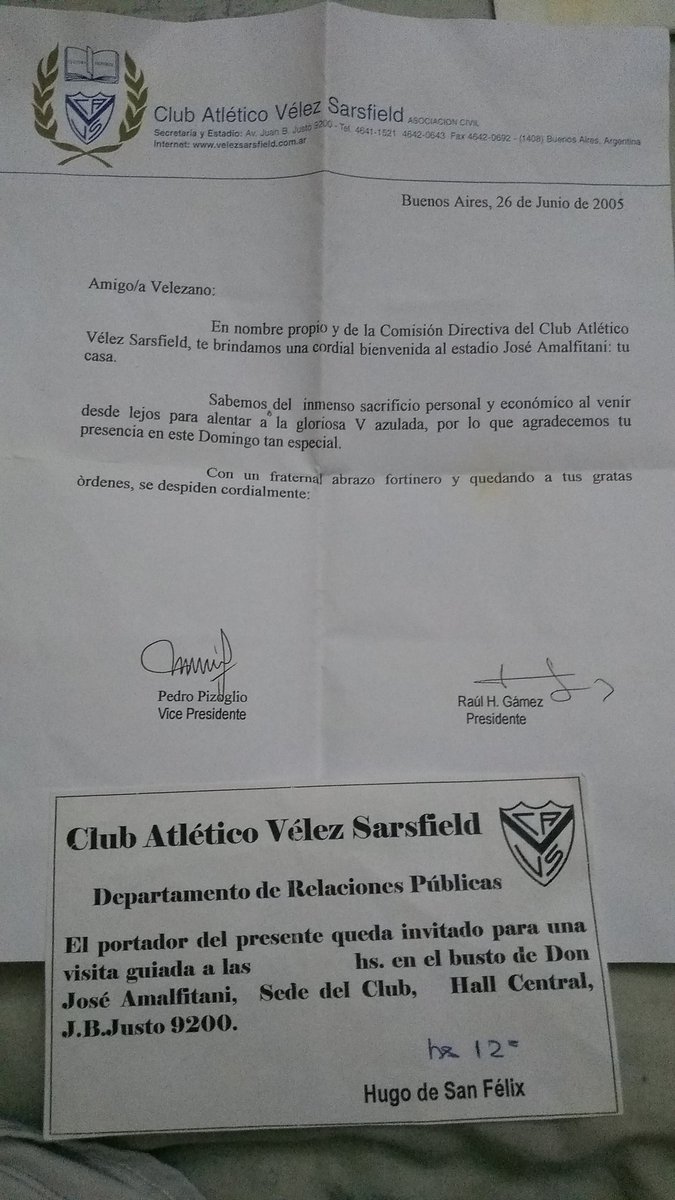 villagermann's tweet photo. Reliquias del clausura 2005. Por vivir a más de 60 km del club pude reservar entrada y me la entregaron en un sobre con esa carta, firmada por Raúl Gamez. Hermosas palabras para recibirme a mis 15 años, y se coronó gritando Campeón horas después. https://t.co/1thClvrJYB