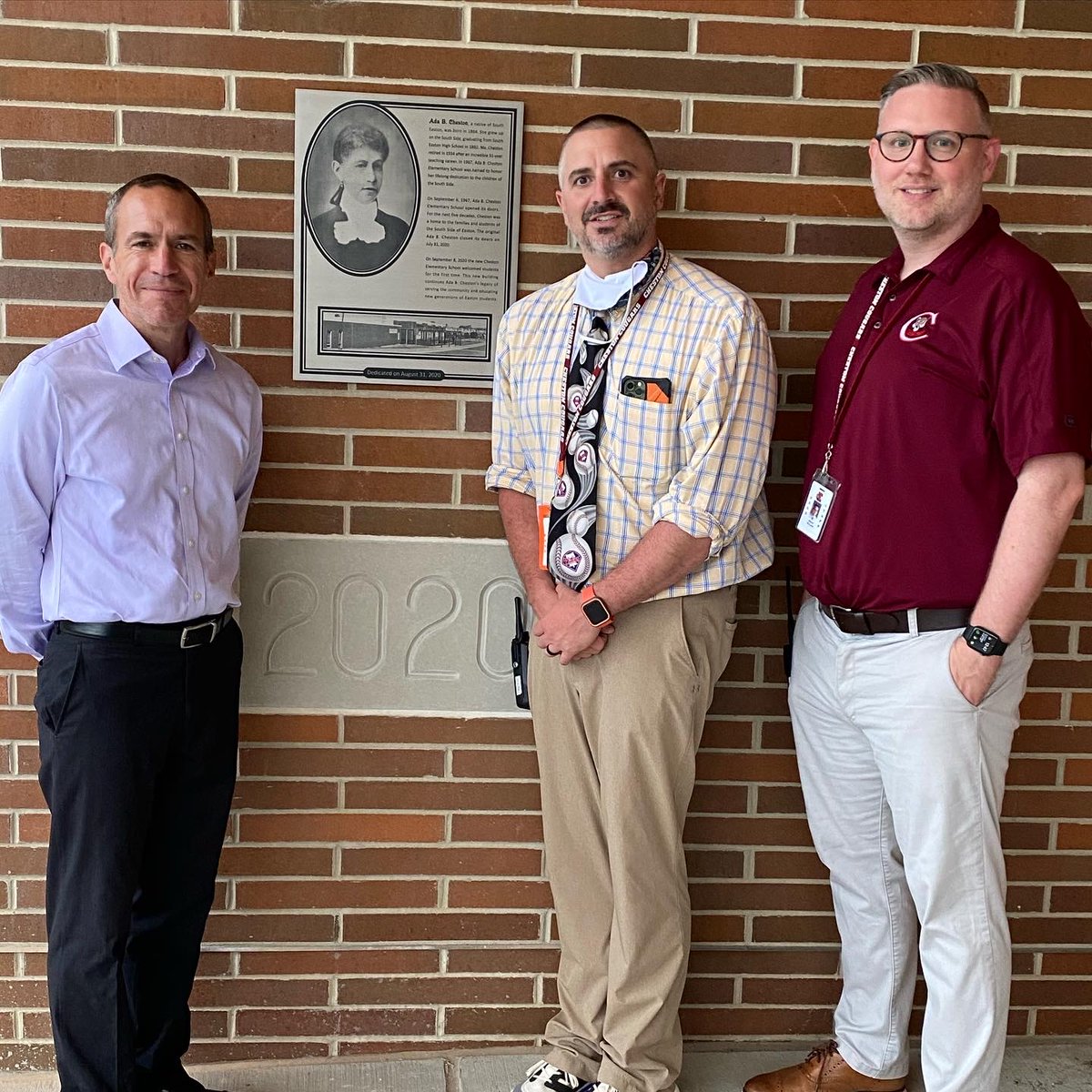 Mr. Yanders tweet media