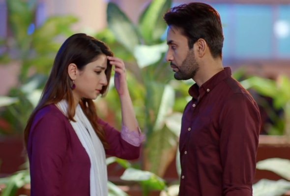 MeerMuqaddas's tweet photo. Their height difference is just perfect man 😍💕 #Affsha #wewantaffshaagain #AffanWaheed #RamshaKhan #Shehnai https://t.co/jczc1BCWUR