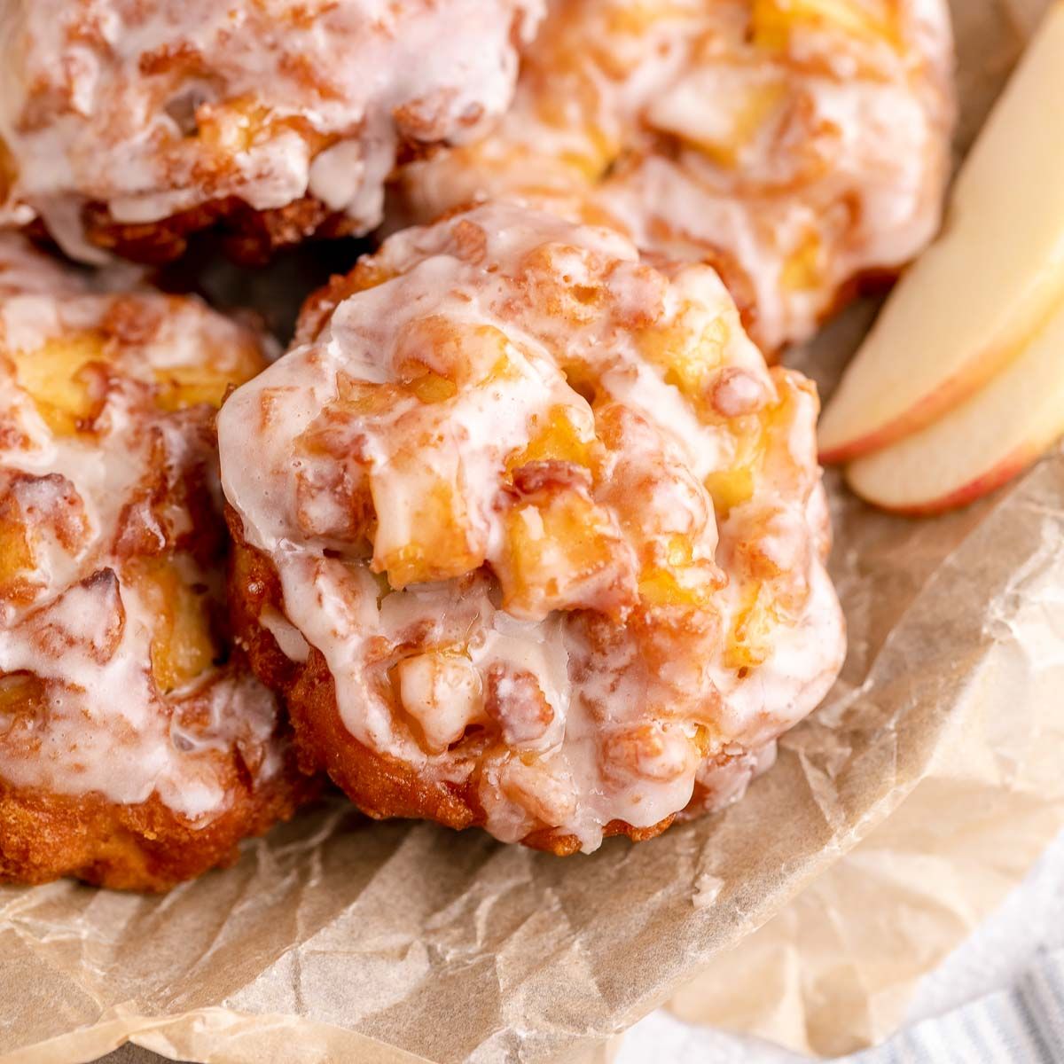 livewellbake's tweet photo. Celebrate fall with homemade apple fritters! These fried apple fritters are topped with a cinnamon vanilla glaze and are easy to make too! #applefritters #falldonuts #baking #breakfast https://t.co/H9fGCz0rIs https://t.co/FqoxcvLsmz