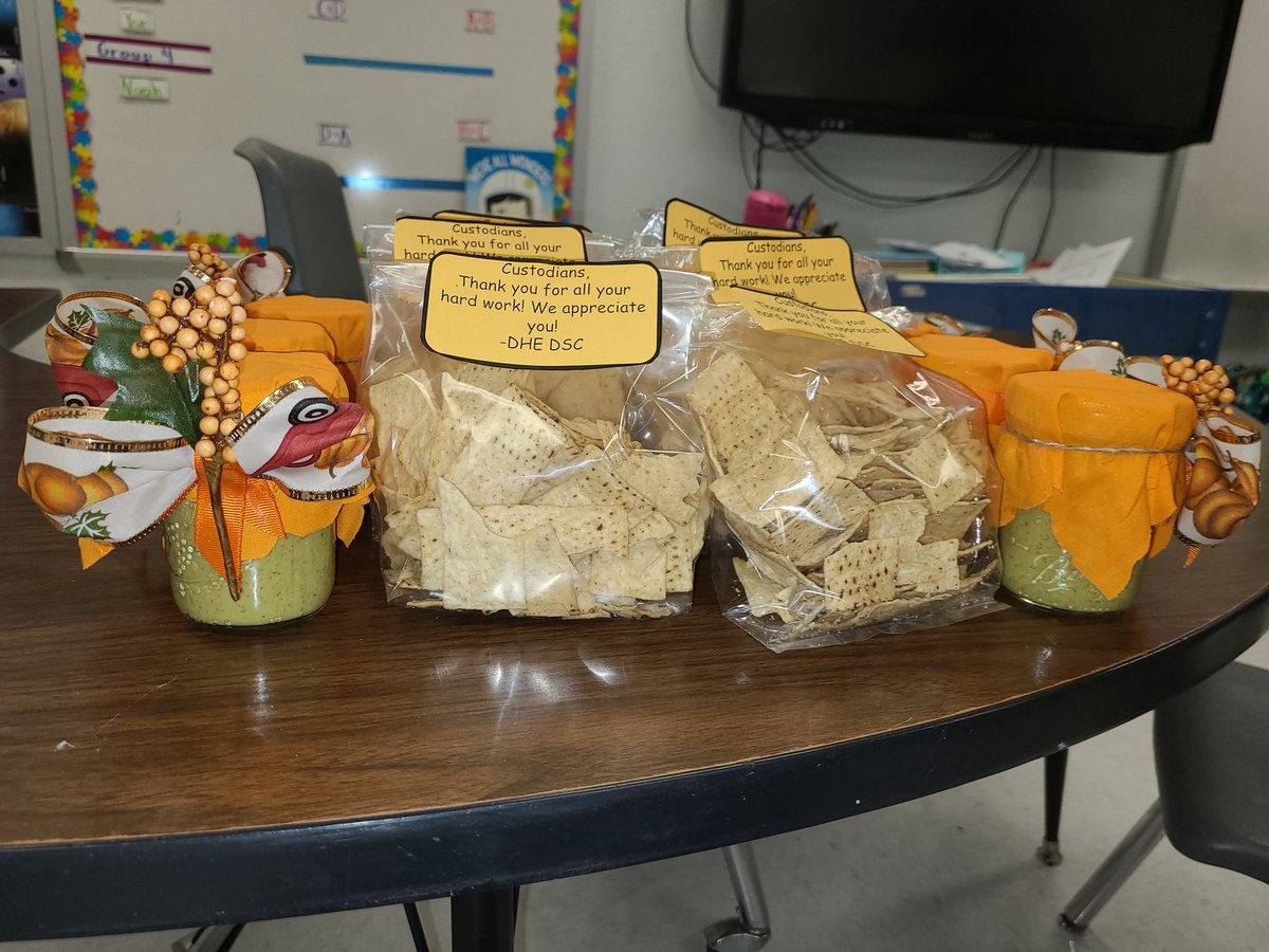 Samantha (@sjogarza) on Twitter photo Custodians aren't just responsible for cleanliness. They help keep us safe by disinfecting. We wanted to make they knew we appreciate them! Thank you DHE Custodians! π #dhebobcats #weareclintisd <a href="/DHE_Bobcats/">Desert Hills Elementary</a> Custodians aren't just responsible for cleanliness. They help keep us safe by disinfecting. We wanted to make they knew we appreciate them! Thank you DHE Custodians! π #dhebobcats #weareclintisd <a href="/DHE_Bobcats/">Desert Hills Elementary</a>