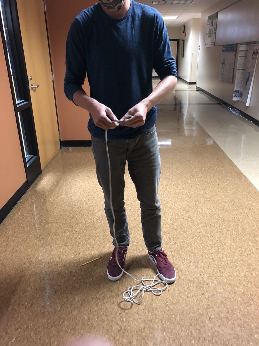 PSF_GBFISHLAB's tweet photo. My first @uwgb limnology exam is today. 5 points is dedicated to knot tying. Must be done in real time!! 💯 so far! https://t.co/7yihXWrDEw