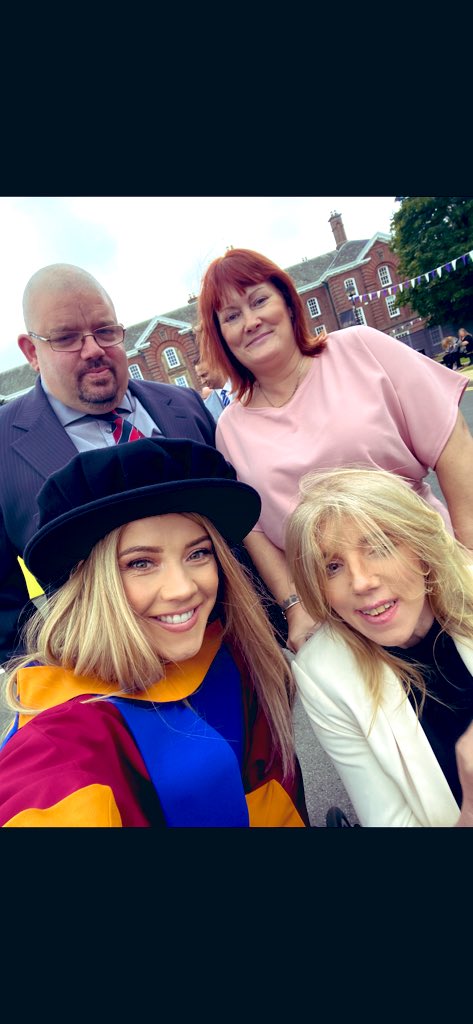 Dr O’Mahoney ❤️🧡💙
#PhD <a href="/leedsbeckett/">Leeds Beckett</a>