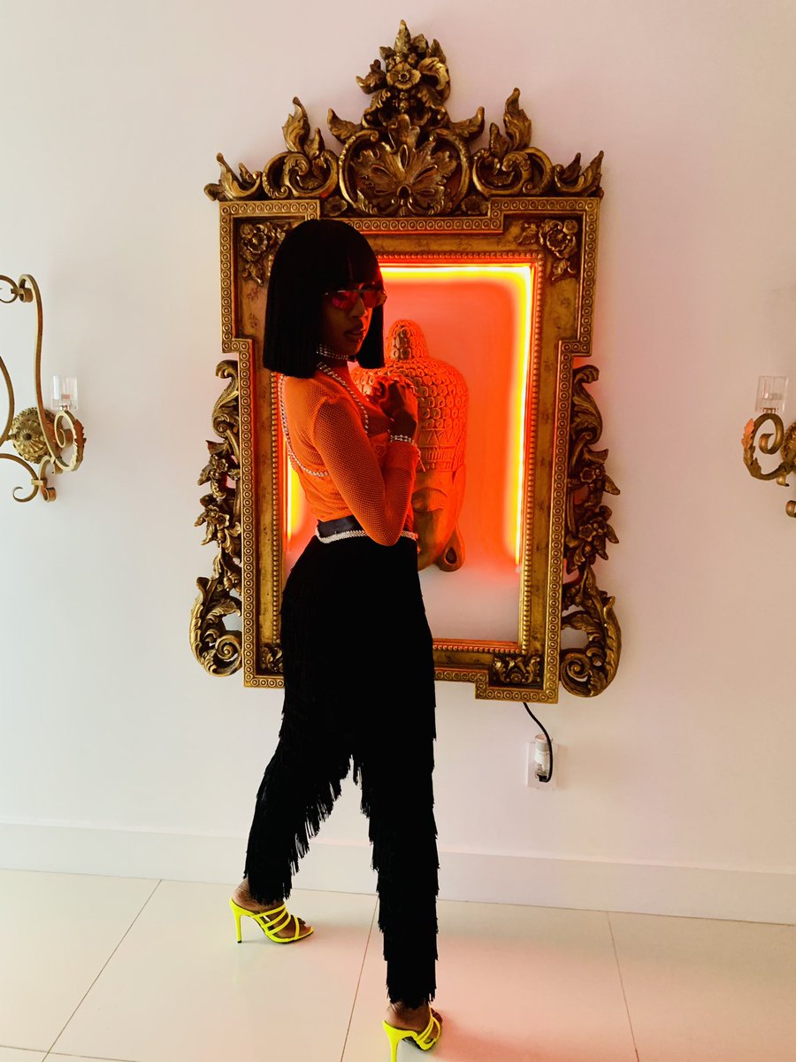 vanessablingVB's tweet image. My love is your love 💕. #vanessabling