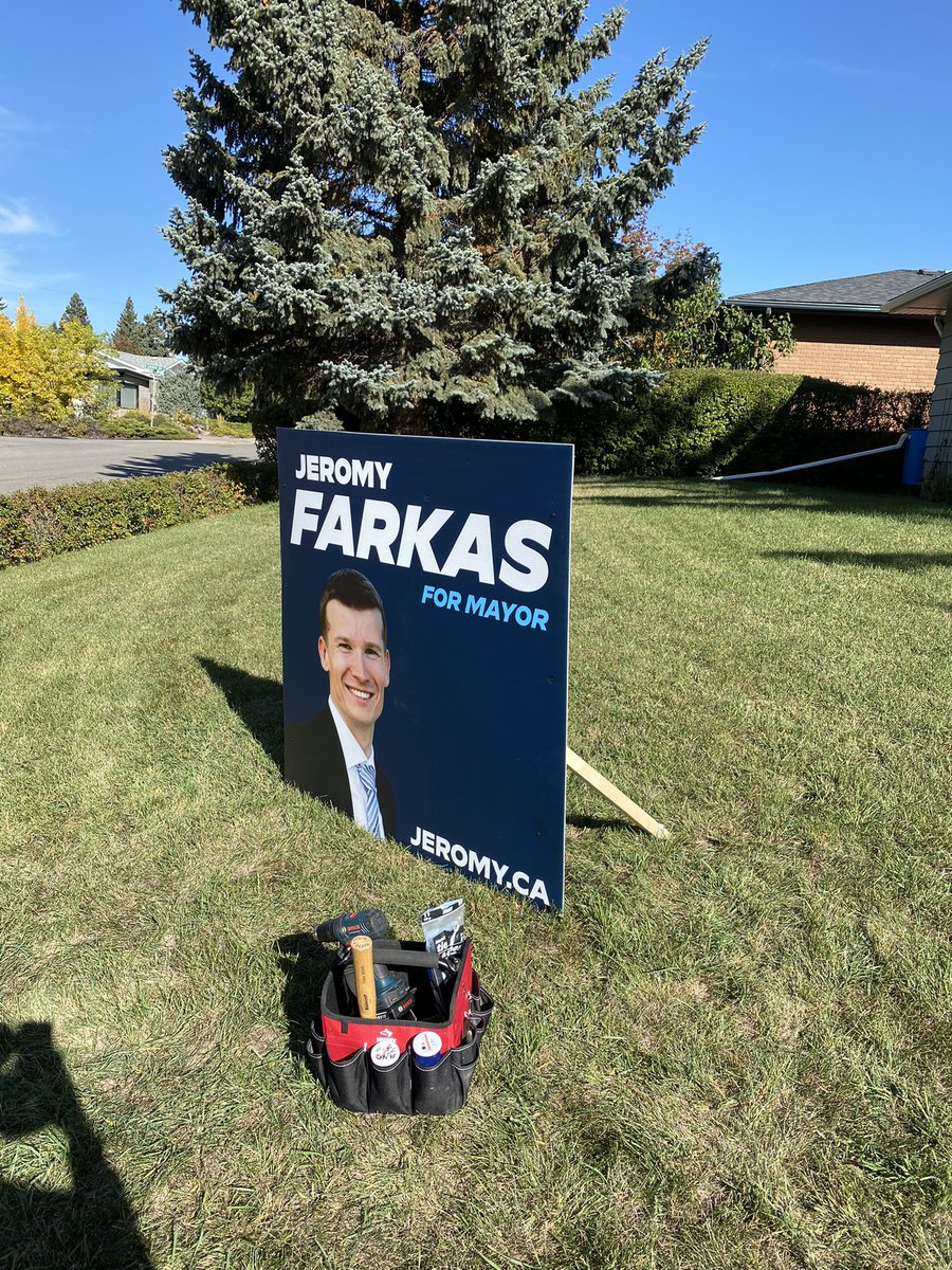 DeanLeask's tweet photo. Well now the feds are done time to turn attention towards the municipal election go @JeromyYYC #signteam https://t.co/IZUE1Pp8YF